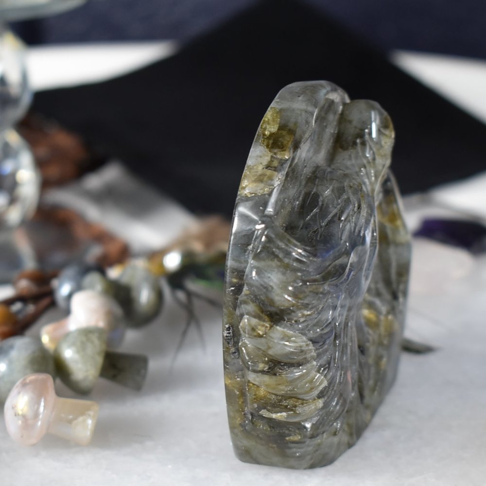 Flash Labradorite Dragon Head - Picture 10 of 12